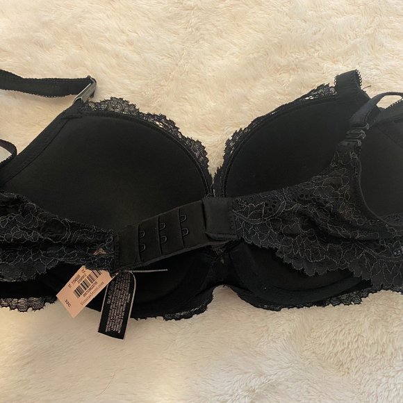 Victoria Secret Black Bra - Picture 2 of 2